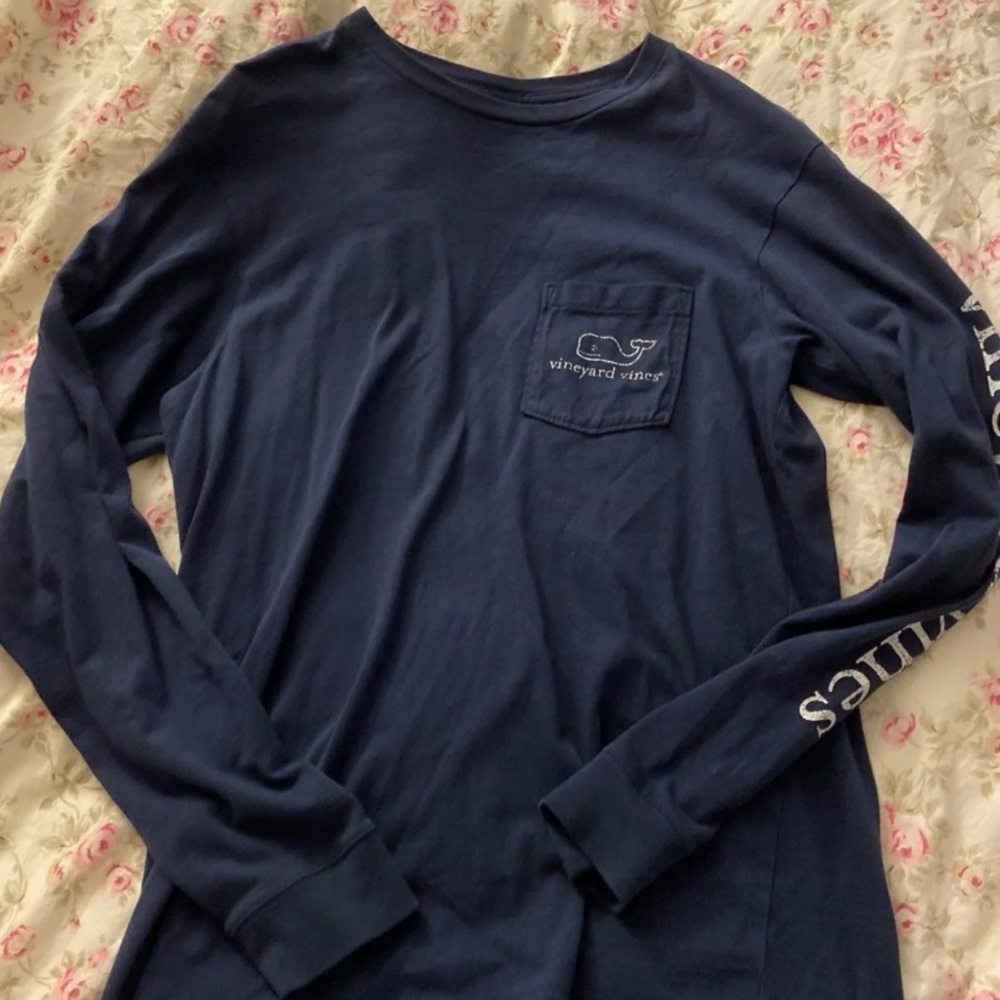 Vineyard vines shirt